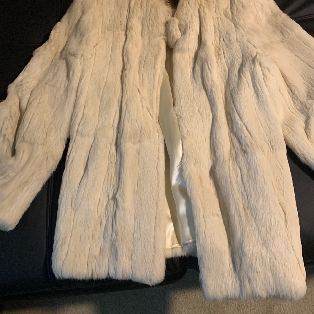 Fur coat not sure if its faux fur